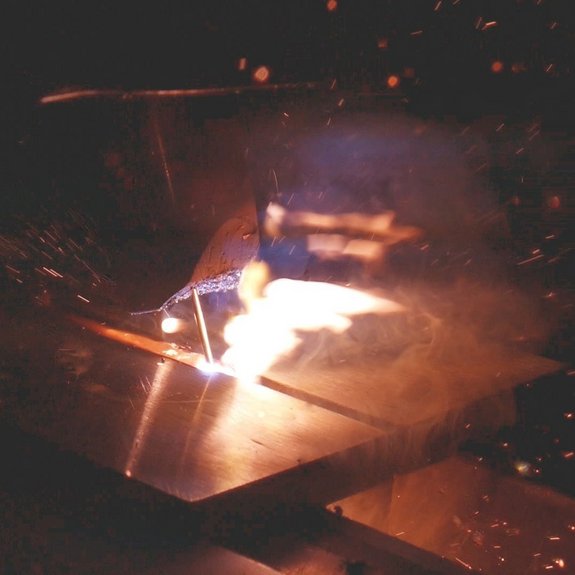 Laser Hybrid Welding by Laserline diode laser combines the advantages of two proven welding processes 