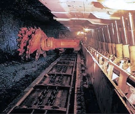 Laser coated hydraulic cylinder mining underground by Laserline diode lasers